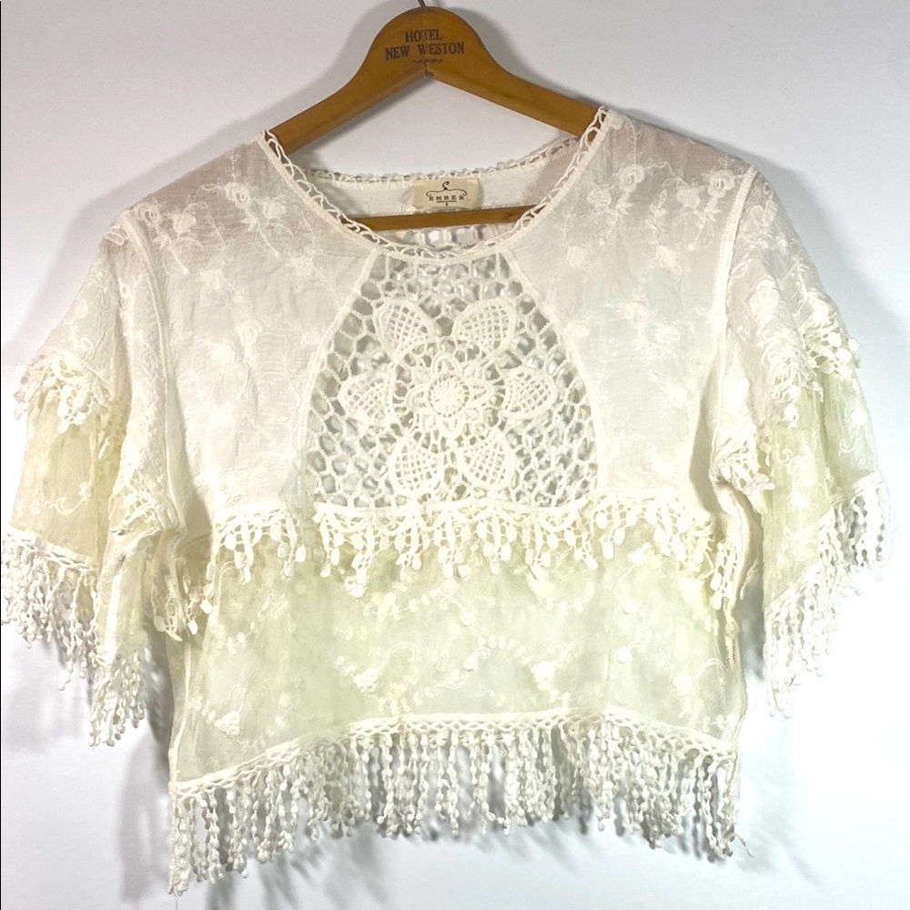 Ember Mesh, Lace, and Fringe White Short Sleeve Crop Top Size Small